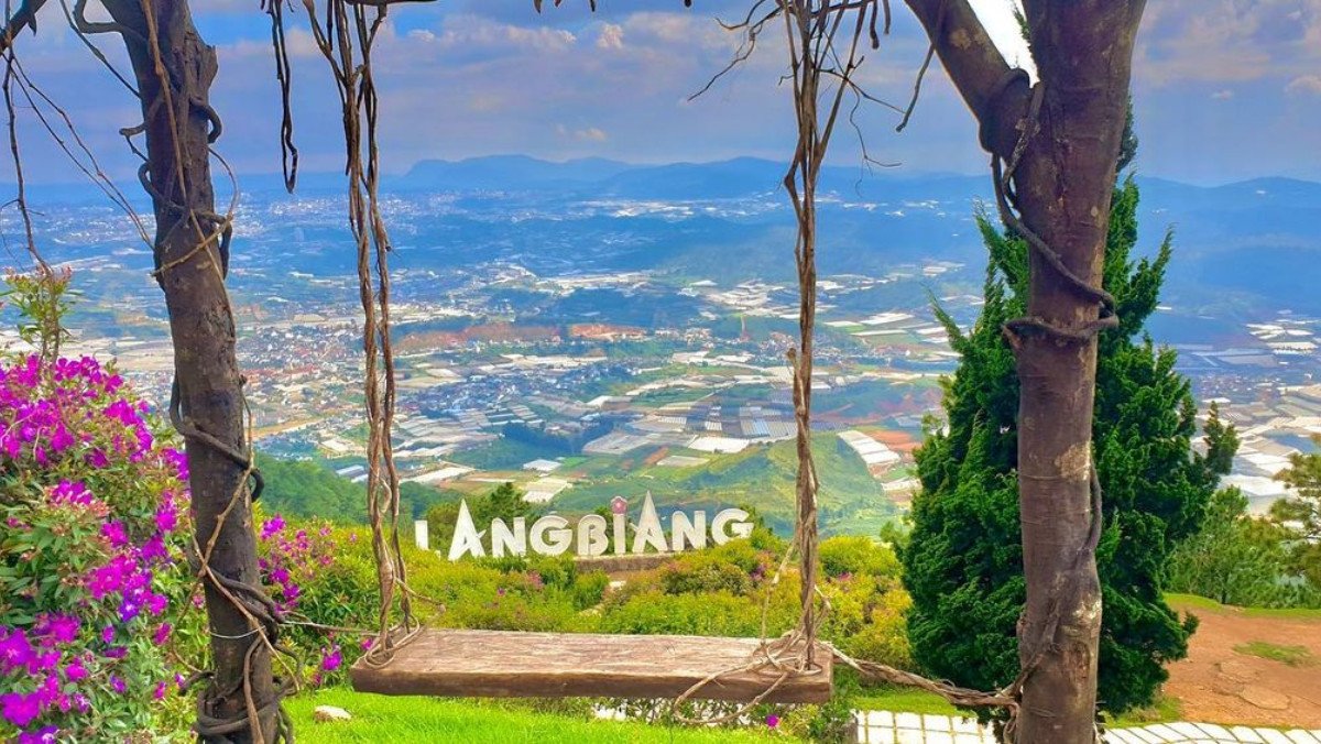 Giá vé khu du lịch Langbiang 2024 - Chia sẻ 5 hoạt động thú vị tại đỉnh